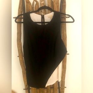 Black and white top size small.